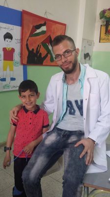 طلاب كلية طب الأسنان في زيارة للمرحلة الأساسية